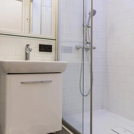 Hilltom 자코파네